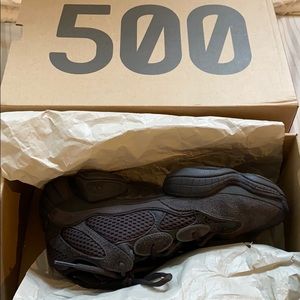 Yeezy 500 Utility Black